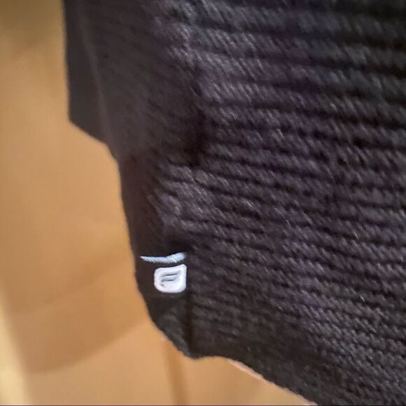 Fabletics Black Shirt Sz X Small - Picture 7 of 12